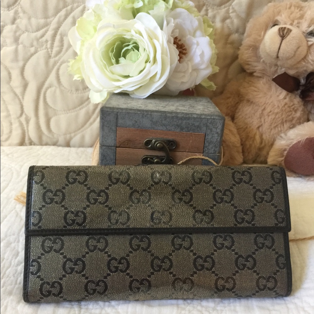 Gucci wallet